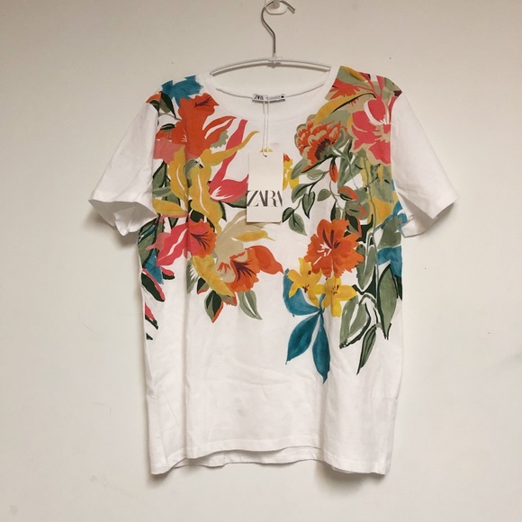 Zara Tops - 🌸New with tag 🌸Zara printed t-shirt